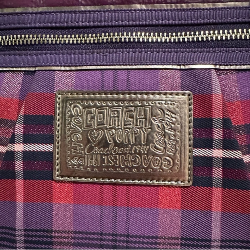 Coach Poppy Tartan Plaid Glam Tote Purple
Y2K 2010 Style 15886 - Picture 4 of 16